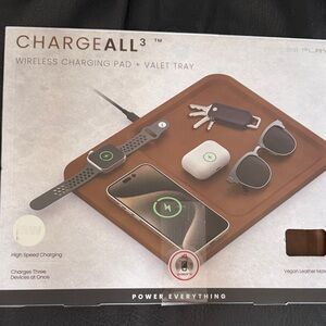 Wireless Charging Pad with Valet Tray - Brown